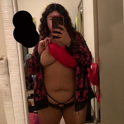 18y/o chubby Latina. join my onlyfans 😗. let’s get nasty😈.