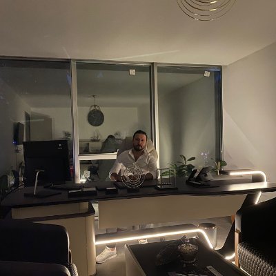 Murat67006231's profile picture. Bismillahirrahmanirrahim. ''Lâ Galibe İllâllah'' Yazdıklarım, çizdiklerim kendi yorumumdur. Kesinlikle yatırım tavsiyesi değildir. #Borsacı M&Ş 🇹🇷🇹🇷🇹🇷