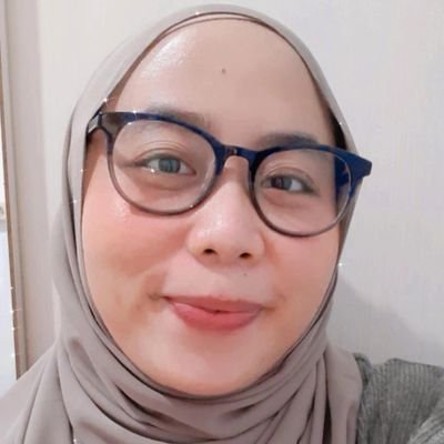 nabnabilo's profile picture. Kadang jadi hair stylist, kadang jadi badut, kadang jadi koki, kadang jadi personal assistant-nya A.I.R