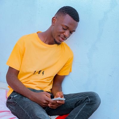 Leosetembro's profile picture. Arquitecto