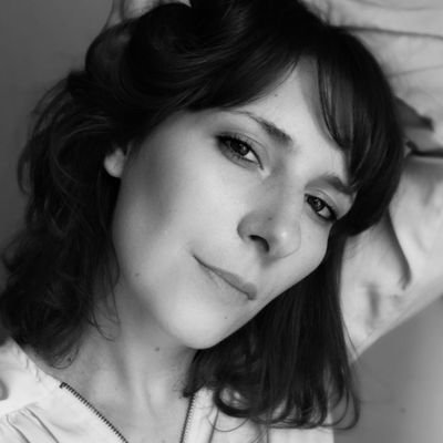 virgulaetc's profile picture. 