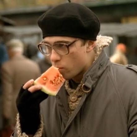 SmokyQuartz55's profile picture. Aspiring Pirate. Trading to fund fleet purchase.