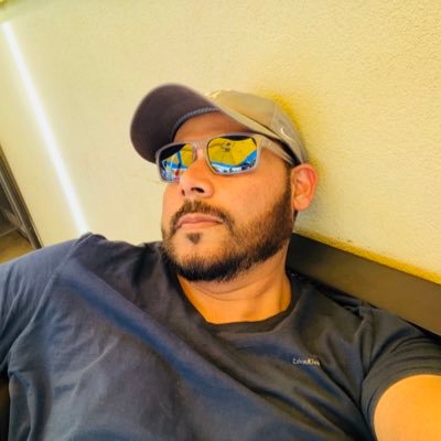 sukhi's profile picture. Passionate about my T's. Technology, Tennis, Tea and Twitter.