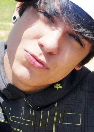kelly ty amo
msn~ gui_chaynen@hotmail.com
