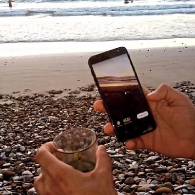 AllouchZaime's profile picture. Med