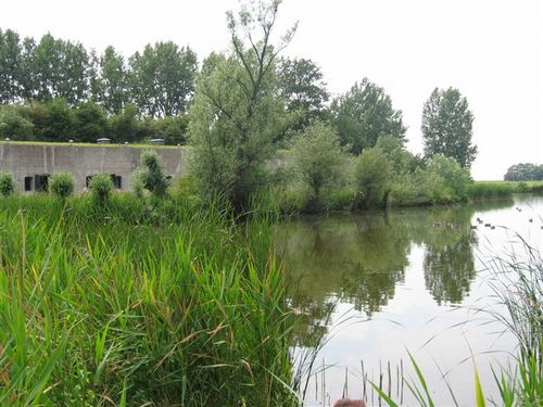 CreaUithoorn's profile picture. ' Made in Uithoorn '  Cursussen als Beeldhouwen, Schilderen, Fotografie, Keramiek, Sterrenkijken, Tekenen, Edelsmeden. In het Fort a/d Drecht!