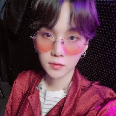 zvrmin's profile picture. no me molesten estoy dándome besitod con yoongi