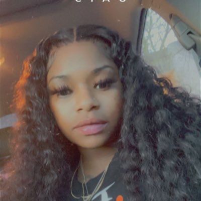 These Bitches Kno Me But I Never Heard Of Them 🗣🤝🤧