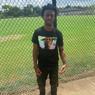 malikjennings16's profile picture. 👻@malikjjennings