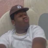 ashlyn_133's profile picture. is that potato salad?