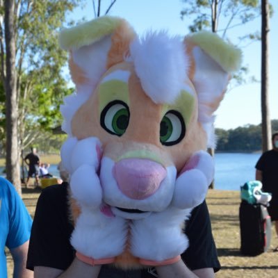 public transport puppy in Melbourne 🇦🇺 | visits Sydney & Brisbane by XPT 🚂 | gay as fuck 🏳️‍🌈 | 24 y.o. | he/him