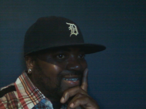 blessedkng's profile picture. ORIGINALLY FROM JAMAICA.  HOBBIES MAKEING MONEY ON  THE INTERNET .CONNECTING WITH LIKE MINDED PEOPLE.
http://t.co/MyYUUqArNW