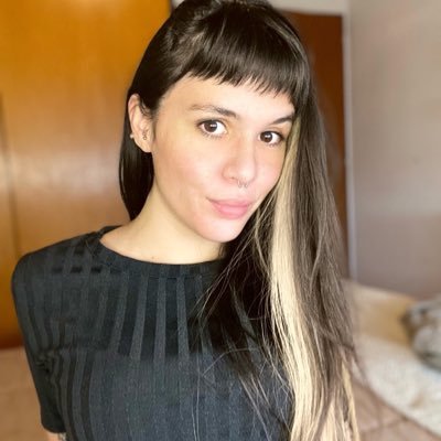 BrenduOchuzzi's profile picture. Comunicadora Social de UNLZ. UX Writer. Feminista. Vegetariana. Hincha de Racing. Si el presente es de lucha, el futuro es nuestro. 💪🏻 #AbortoLegal