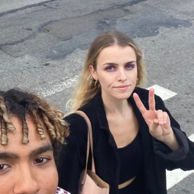 schluth_fairy's profile picture. Guy Fieri of I-95 rest stops