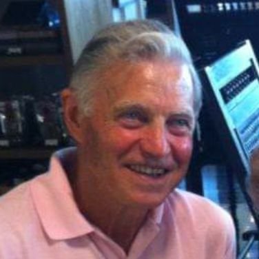 DavidMayson7's profile picture. 