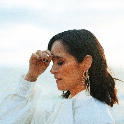 frasesjulietav's profile picture. Frases de las canciones de Julieta Venegas Percevault. (@julietav) Copyright © 2021 Todos los Derechos Reservados.- #AlgoSucede