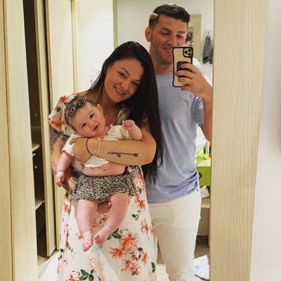 brittany_acuna_'s profile picture. • Matias 💍•  •Nora Christine 💕•  •Baxter 🐶• •Germany 🇩🇪•