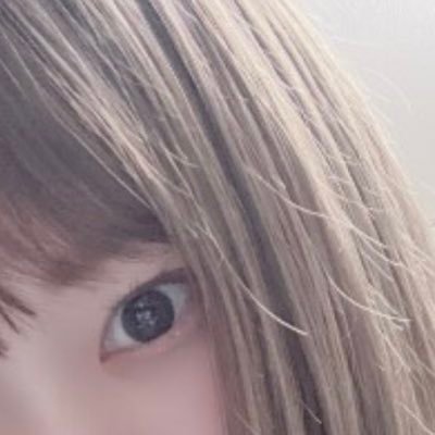 yuri__00__00's profile picture. 裏垢女子 20歳/152cm