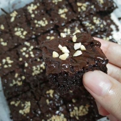 Maira9916562202's profile picture. Study