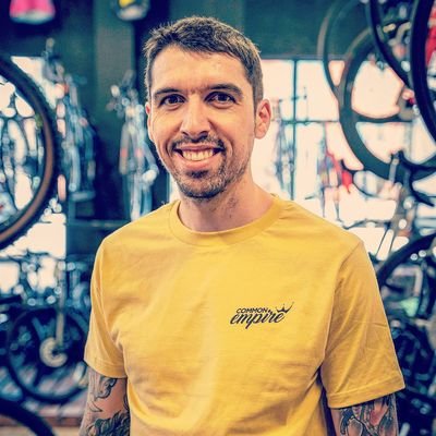 MSc RMT ND
Kinesiogist at Centre du vélo La Shop
Recreative triathlete and coffee lover
Instagram & Facebook ID : JBkinrmtnd