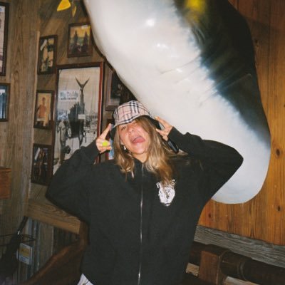 efriefeld's profile picture. beeeeeeeeep