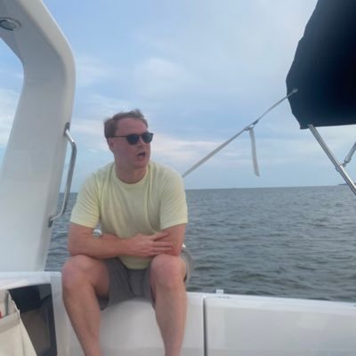 NC/DC | Fan of @gameofthrones, @hornets, @panthers, and Third Eye Blind | Hot takes are my own