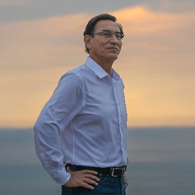 Ingeniero, Presidente Constitucional de la República del Perú (2018-2020). Peruano de convicción democrática y compromiso con el país.