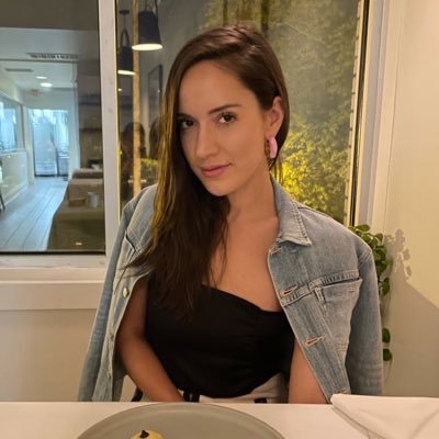 miahunsicker's profile picture. human being