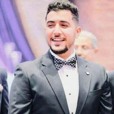 رجل محب لوطنه يتمنى الخير والسعاده للجميع