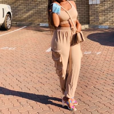 PisoTp10's profile picture. all about good vibez😊