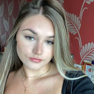Snapchat: Larissatovey | 19 | South Wales