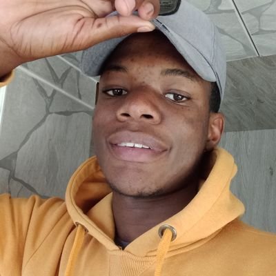 _Mandla_Mabena_'s profile picture. ||❤🎶||Student📚|| IG: mandla_mabena_||