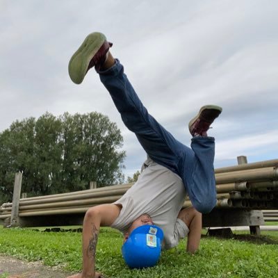 Bboy_SosV's profile picture. Gamer 🎮
YouTube https://t.co/HjovUUlM78