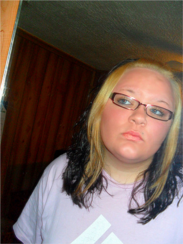 my name is destiny and im taken and luvin it im just here 2 make new friends want 2 kno bout me just ask