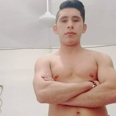 busca amg que sea buena onda y salir pasear y conocer lugares...un amigo que no pida sexo ala primera