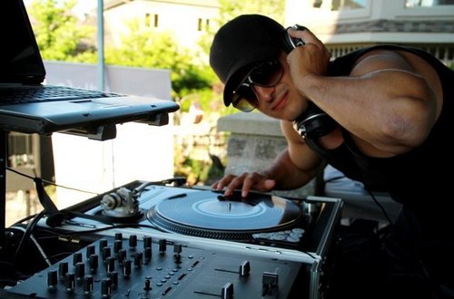 DjRoye86's profile picture. 