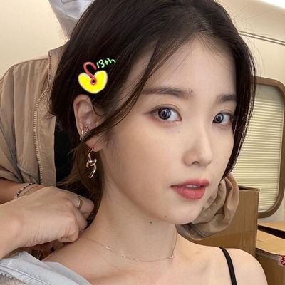 Astrophile beybe / A bubble maker /
A fan of IU since 2018 🧡
Let's be friends Uaenas! 💜