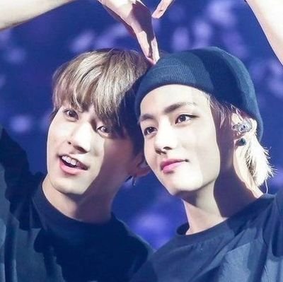 BTSの皆が笑顔でHappyでいて欲しい💜(◡ ω ◡)💜BTSの音楽が最高の癒やし✧◝(⁰▿⁰)◜✧Taekook🐻💜🐰推しだけどみんな応援してます✨