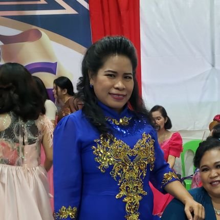 roselyn336's profile picture. Stand for what is right