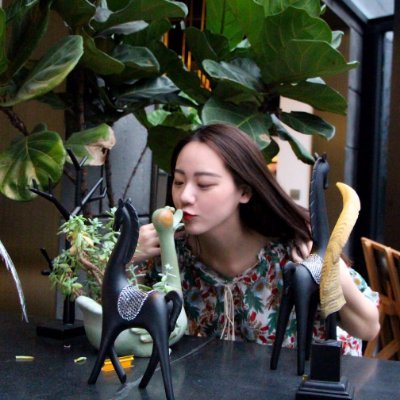 sheaandshea's profile picture. 