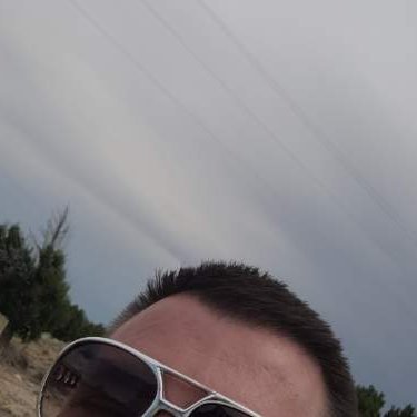 Burt37851171's profile picture. Don't look at my B cups.