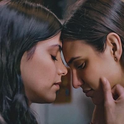 JuliantinaJoy Profile Picture