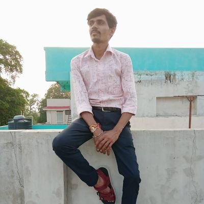 BhavsarYash13's profile picture. I am yash Bhavsar