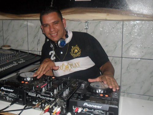 SABADO AGORA NA QUADRA DO MARCELAO APARTIR DAS 22HS ADD AI PAGOMIX@LIVE.COM
AV DONA RUYCE FERRAZ ALVIN 699-VILA NOGUEIRA -DIADEMA