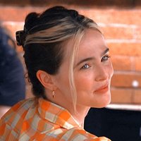 ๐๐๐พ๐ ๐ฝ๐พ๐๐๐ผ๐ (@zoeydeutchth) 's Twitter Profile