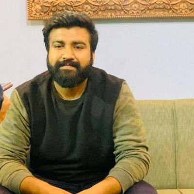 Pakistani Blogger & Entrepreneur | Graphic Designer | Hacker | Real Estate