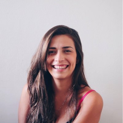 jornalista, pesquisadora de música na UFF e especialista em gestão de projetos culturais pela USP/ Repórter no @DiarioPE. Tô mais no insta