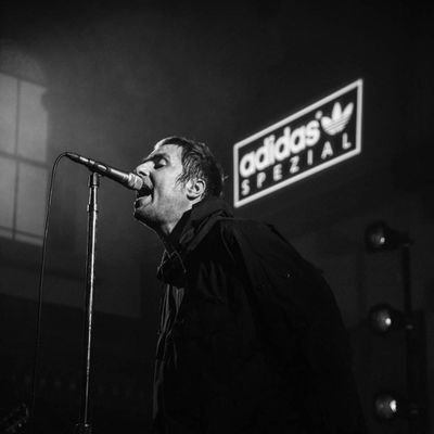 IndieCasual38's profile picture. Step off the train all alone at dawn...
⚽️ 🔴 ///