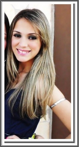 Andressa,17 anos,Estudante, Aquariana, técnica em Administração , Romântica, Simpática, Amiga..Exclusiva e Colirio da @TopColirios20 *-* MeSegueVai?