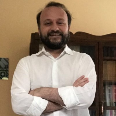 Giornalista professionista La Sicilia e https://t.co/NrzxD216N7, fondamentalista interista, papà, marito, qui niente cronaca SOLO opinioni personali (ripeto: OPINIONI).